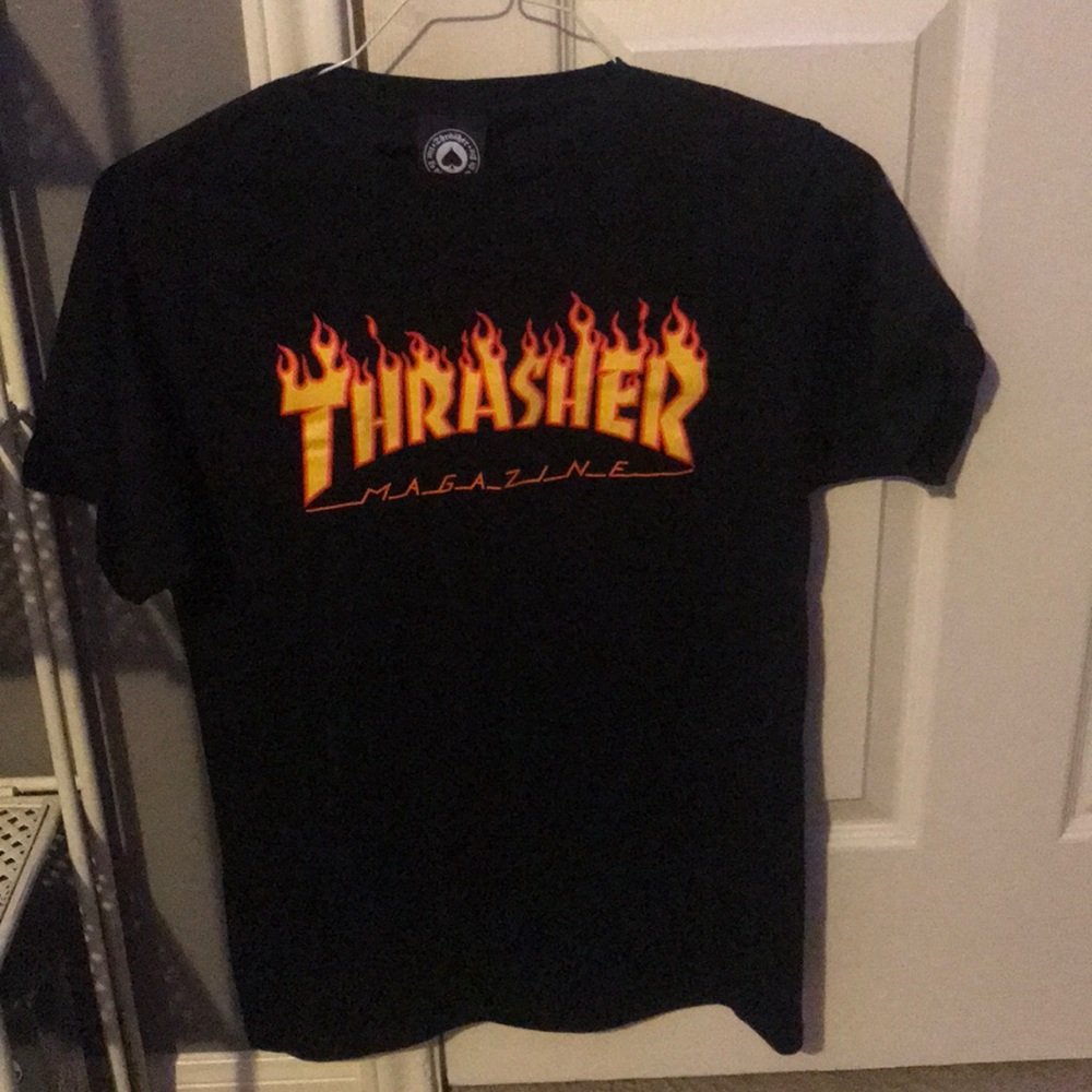 Women’s Black Thrasher tee